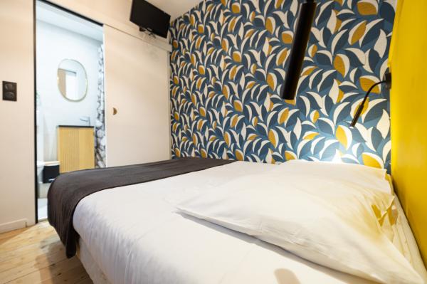 Découvrez la chambre d’hôtel single en centre-ville de La Rochelle à proximité du Vieux-port et du centre historique de La Rochelle.